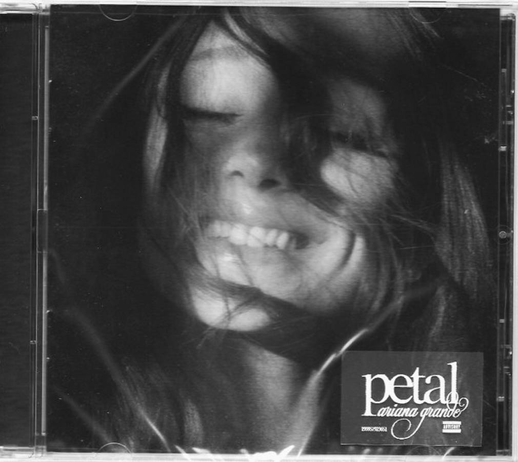 Ariana Grande – Petal (CD)